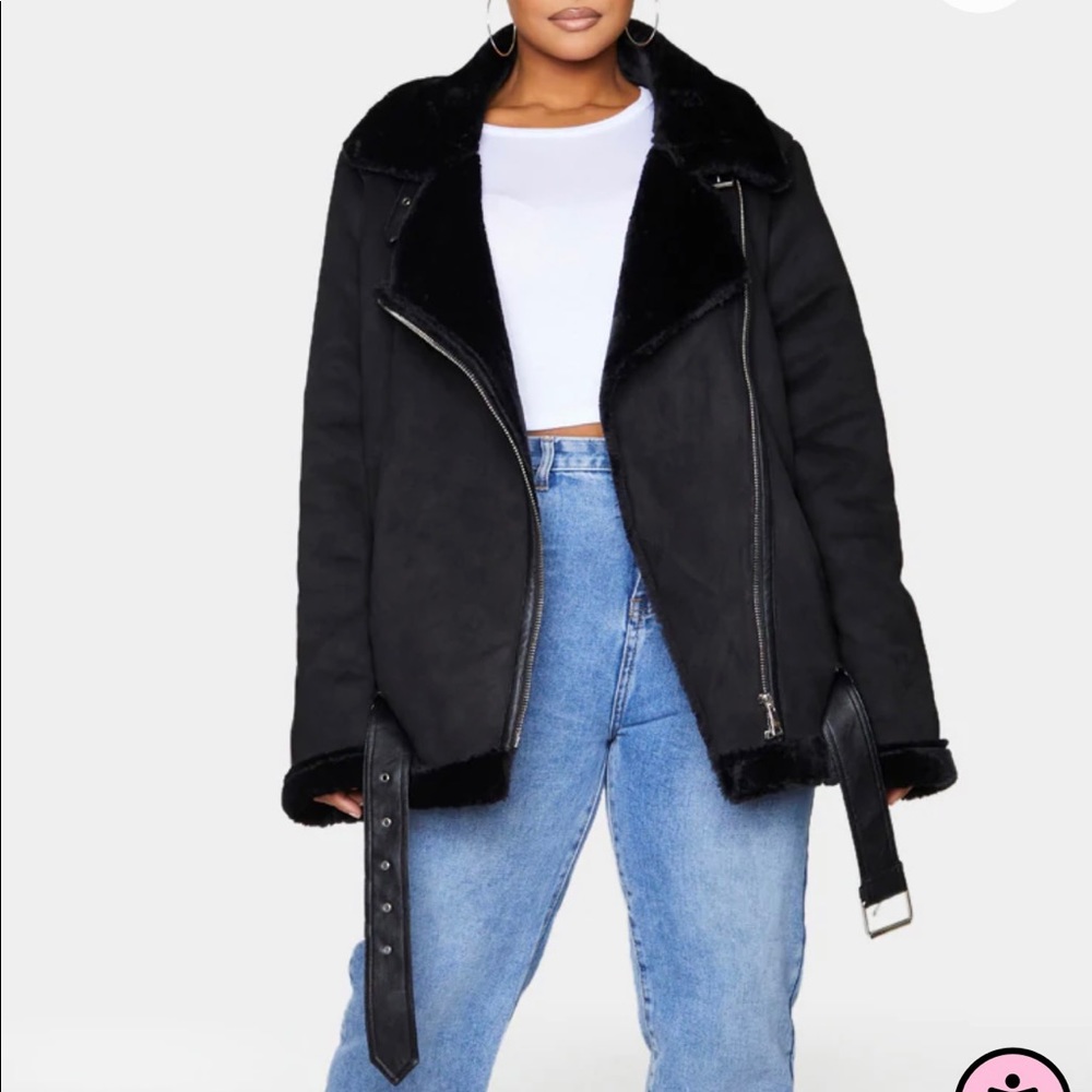 PRETTYLITTLETHINGS | Plus Black Faux Suede Aviator Jacket | Size: (US) 6